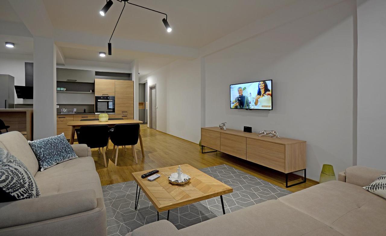 Central Apartments In Skopje City Center ภายนอก รูปภาพ
