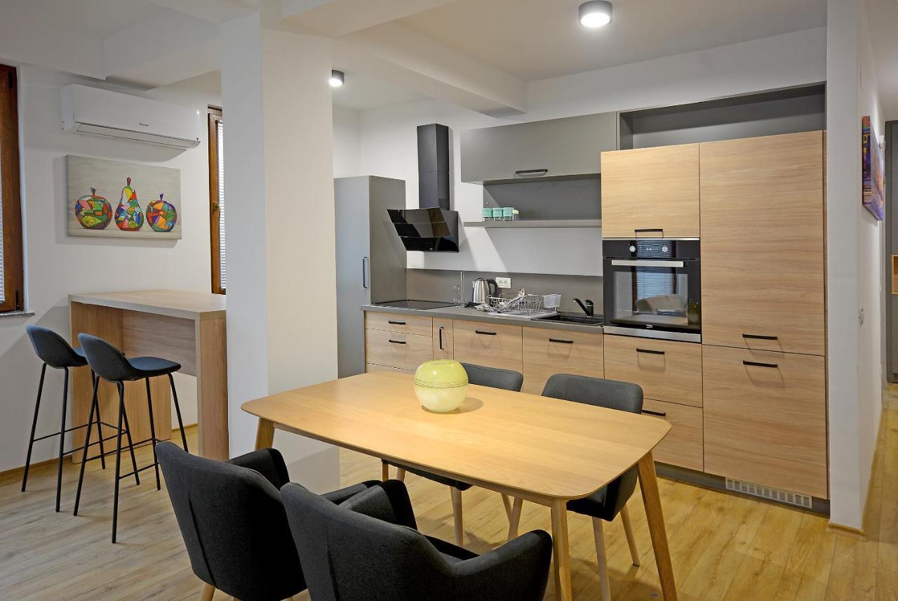 Central Apartments In Skopje City Center ภายนอก รูปภาพ